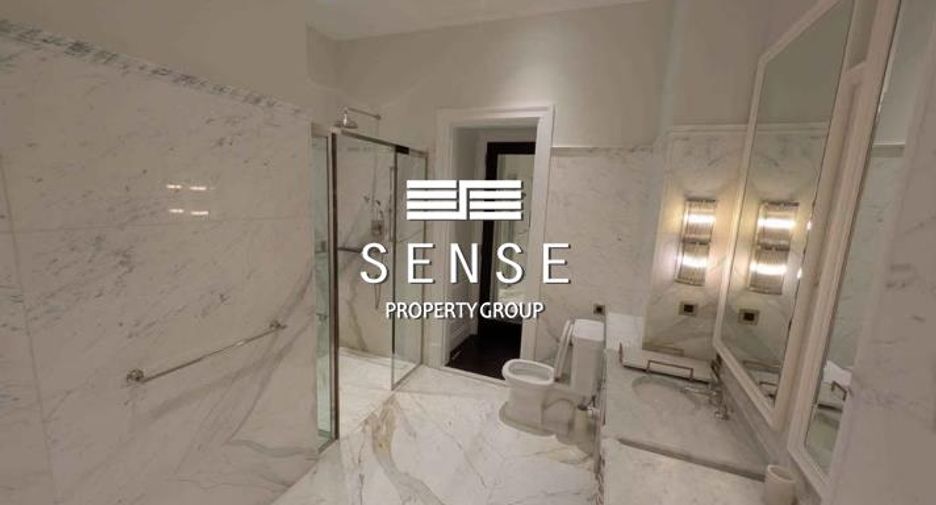 For rent 3 bedrooms condo in Pathum Wan, Bangkok