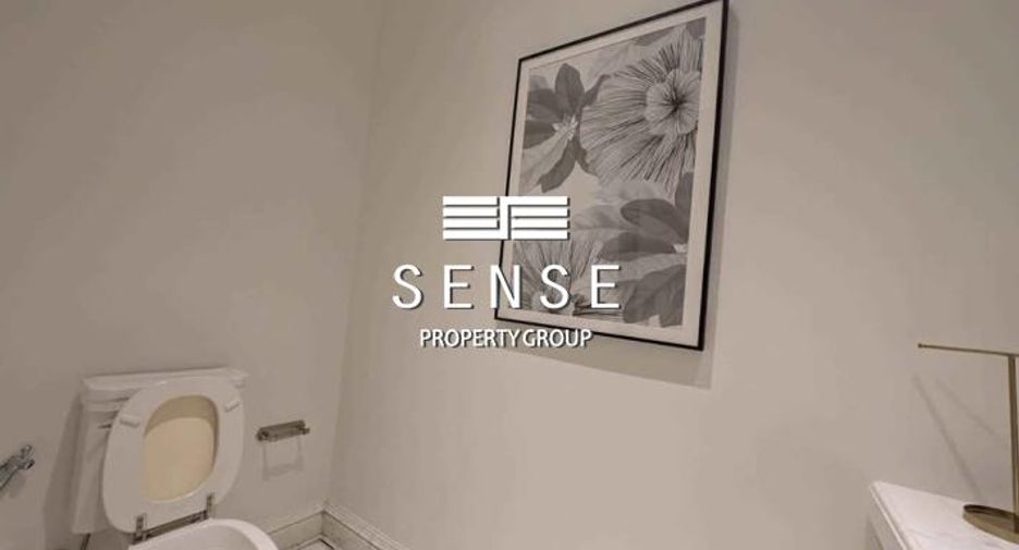 For rent 3 bedrooms condo in Pathum Wan, Bangkok