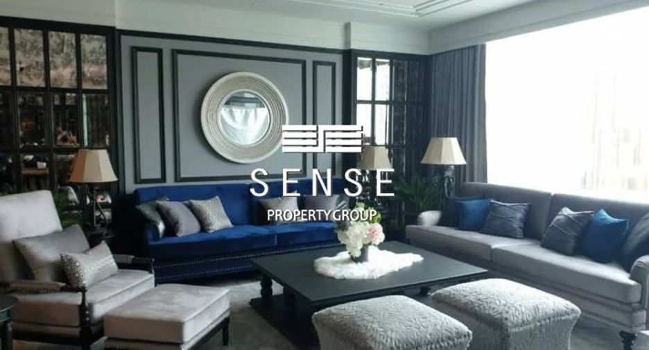For rent 3 bedrooms condo in Pathum Wan, Bangkok