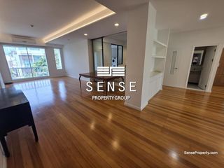 For rent 3 bedrooms condo in Sathon, Bangkok