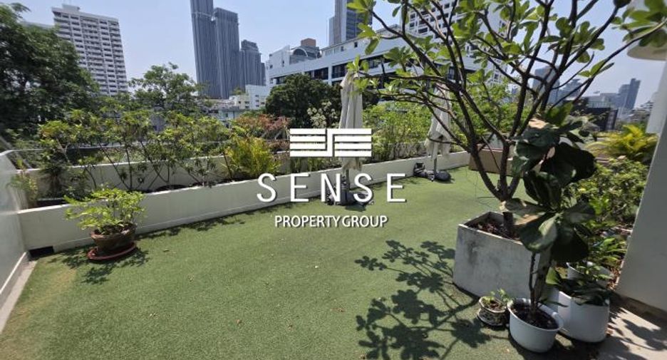 For rent 3 bedrooms condo in Sathon, Bangkok