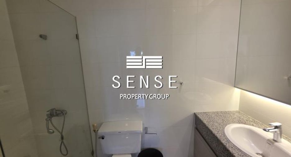 For rent 3 bedrooms condo in Sathon, Bangkok