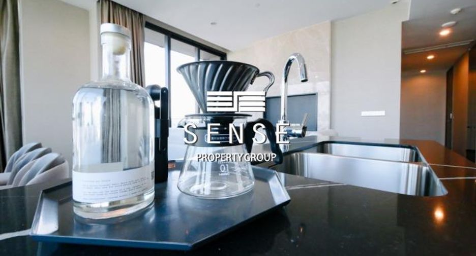 For rent 3 ベッドルーム condo in Khlong Toei, Bangkok