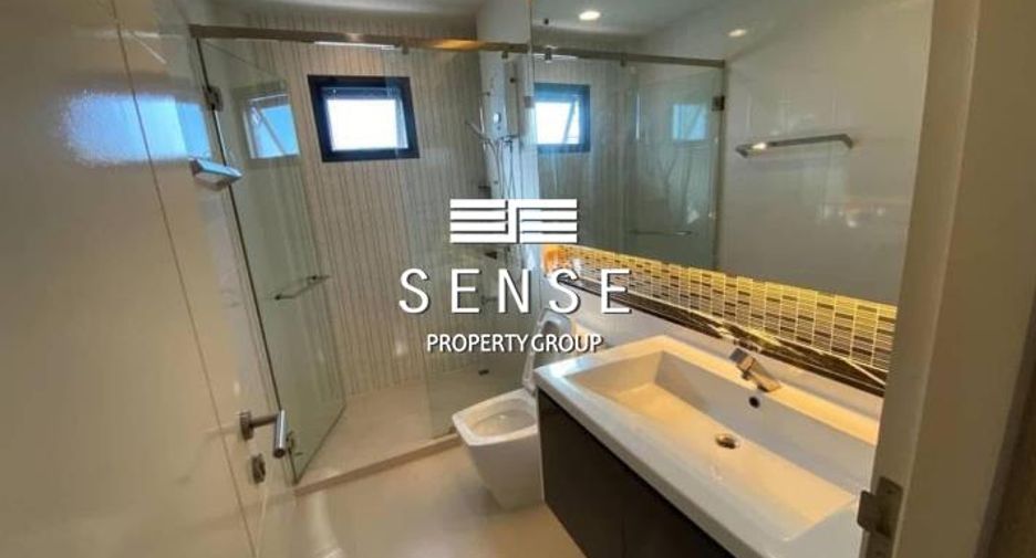 For rent 3 bedrooms house in Sathon, Bangkok