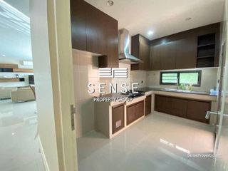 For rent 3 bedrooms house in Sathon, Bangkok