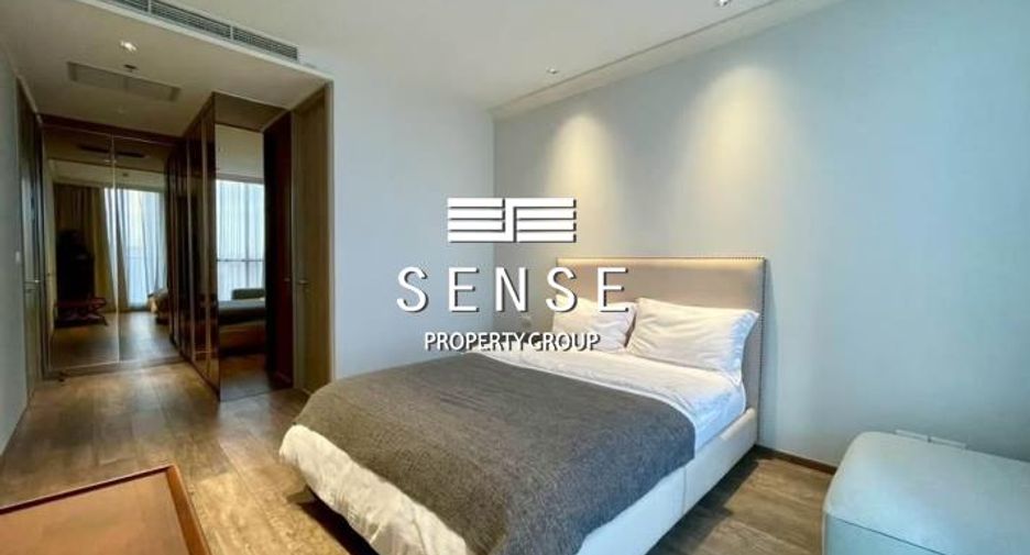For rent 3 bedrooms condo in Pathum Wan, Bangkok
