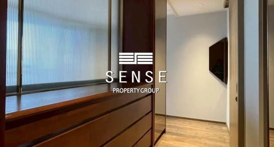 For rent 3 bedrooms condo in Pathum Wan, Bangkok