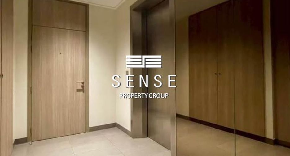 For rent 3 bedrooms condo in Pathum Wan, Bangkok
