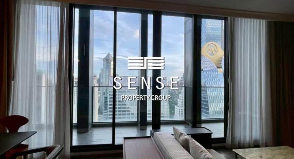 For rent 3 bedrooms condo in Pathum Wan, Bangkok