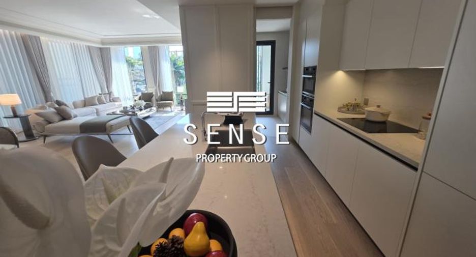For sale 4 bedrooms condo in Khlong Toei, Bangkok