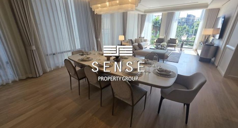 For sale 3 bedrooms condo in Khlong Toei, Bangkok