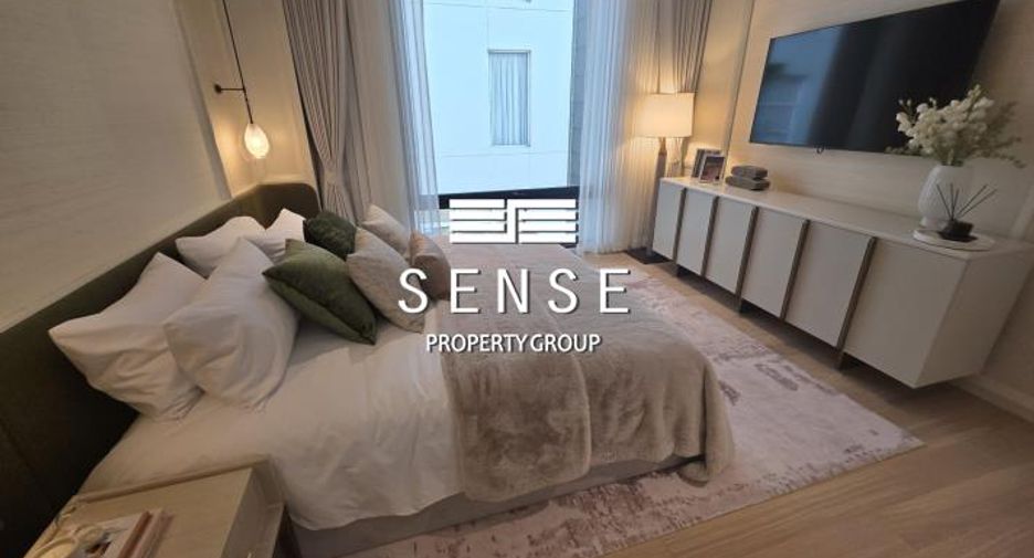 For sale 3 bedrooms condo in Khlong Toei, Bangkok