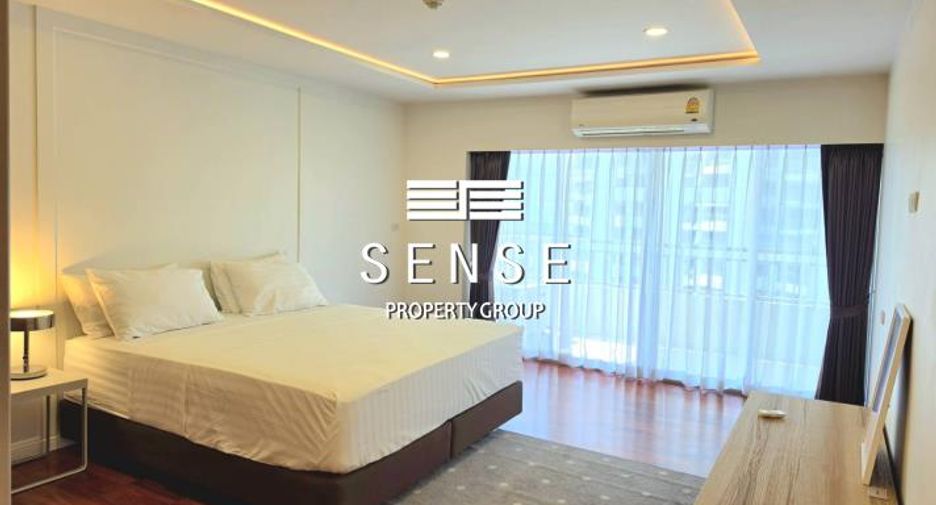 For rent 3 bedrooms condo in Sathon, Bangkok