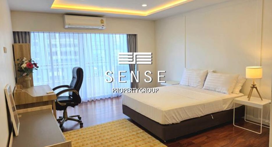 For rent 3 bedrooms condo in Sathon, Bangkok