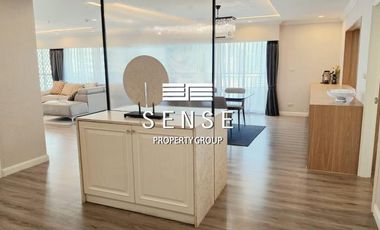 For rent 3 bedrooms condo in Sathon, Bangkok