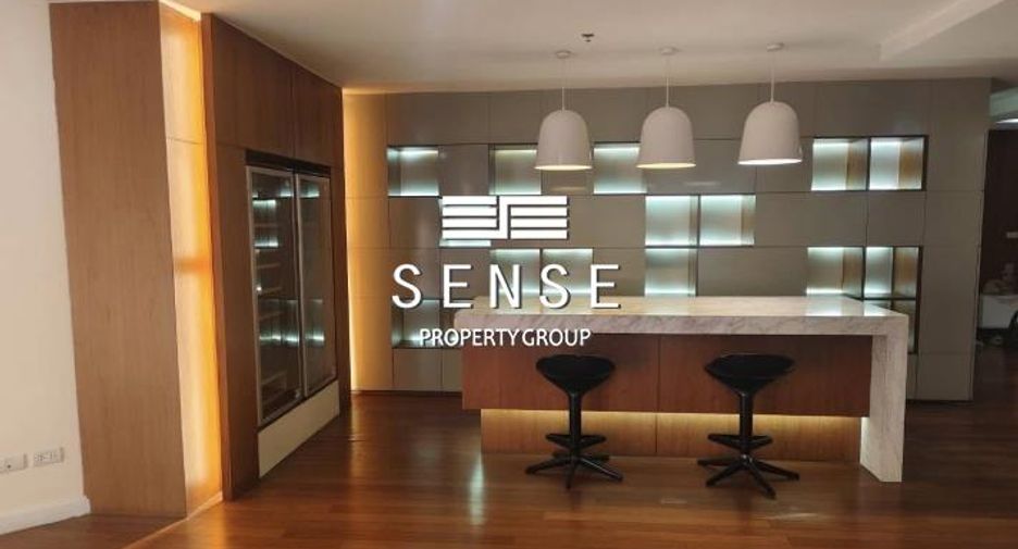 For sale and for rent 6 bedrooms condo in Huai Khwang, Bangkok