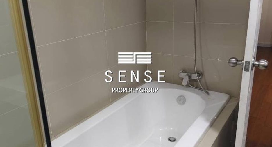 For sale and for rent 6 bedrooms condo in Huai Khwang, Bangkok