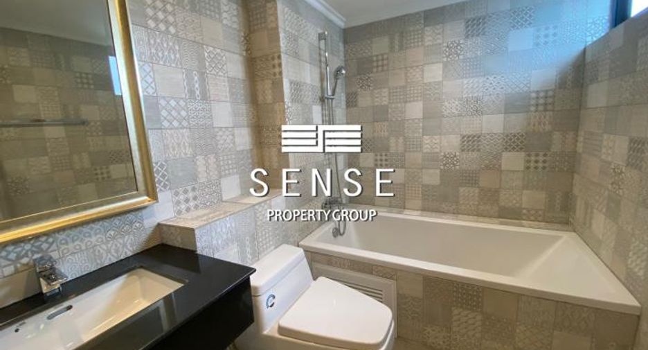 For rent 3 ベッドルーム condo in Khlong Toei, Bangkok