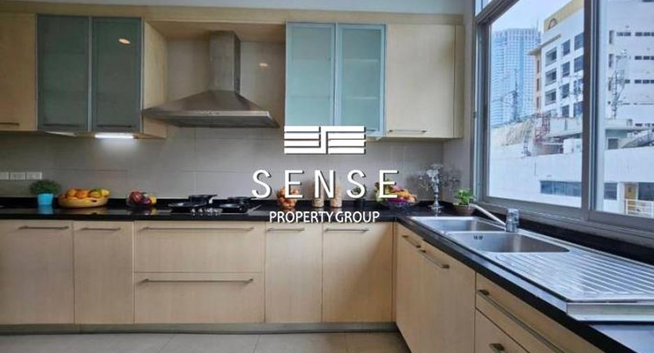 For rent 4 bedrooms condo in Sathon, Bangkok