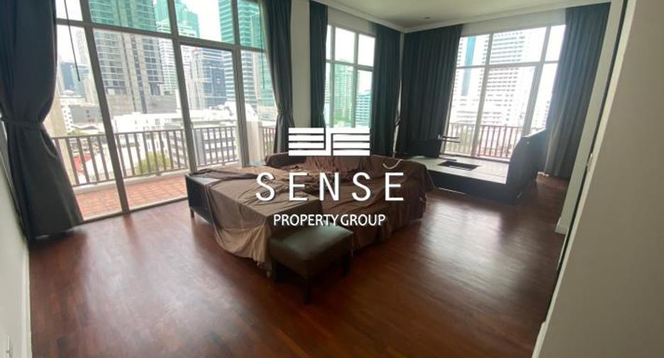 For rent 4 bedrooms condo in Sathon, Bangkok