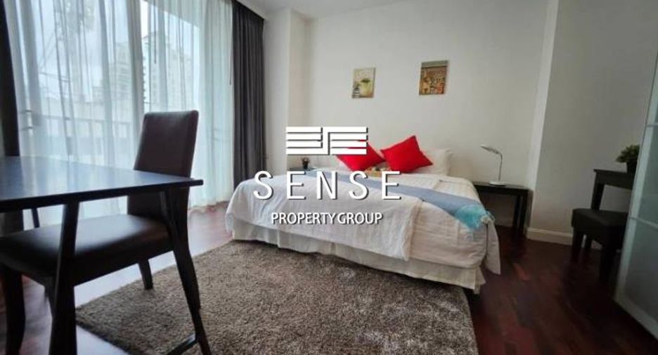 For rent 4 bedrooms condo in Sathon, Bangkok