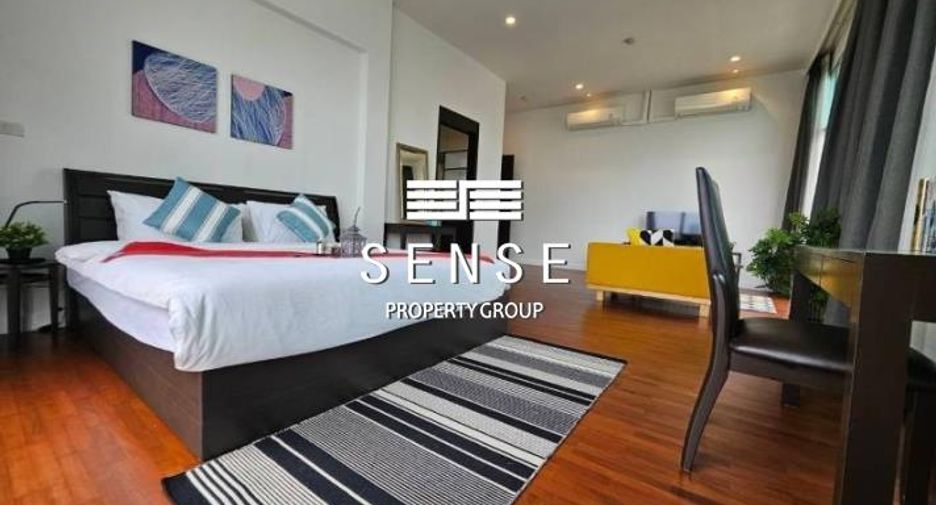 For rent 4 bedrooms condo in Sathon, Bangkok