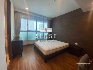 For rent 4 bedrooms condo in Watthana, Bangkok