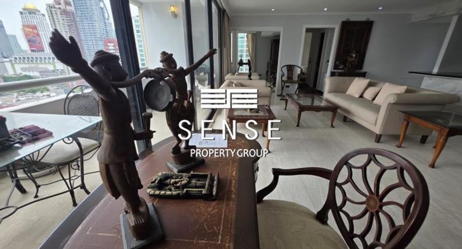 For rent 3 bedrooms condo in Pathum Wan, Bangkok