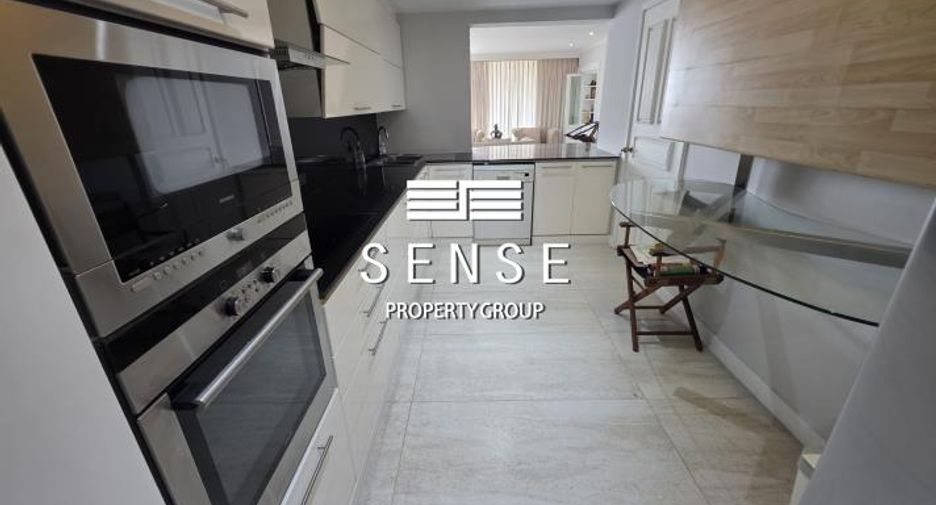For rent 3 bedrooms condo in Pathum Wan, Bangkok
