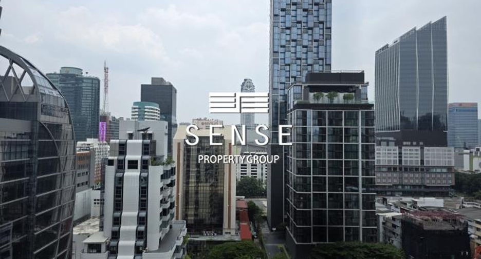 For rent 3 bedrooms condo in Pathum Wan, Bangkok