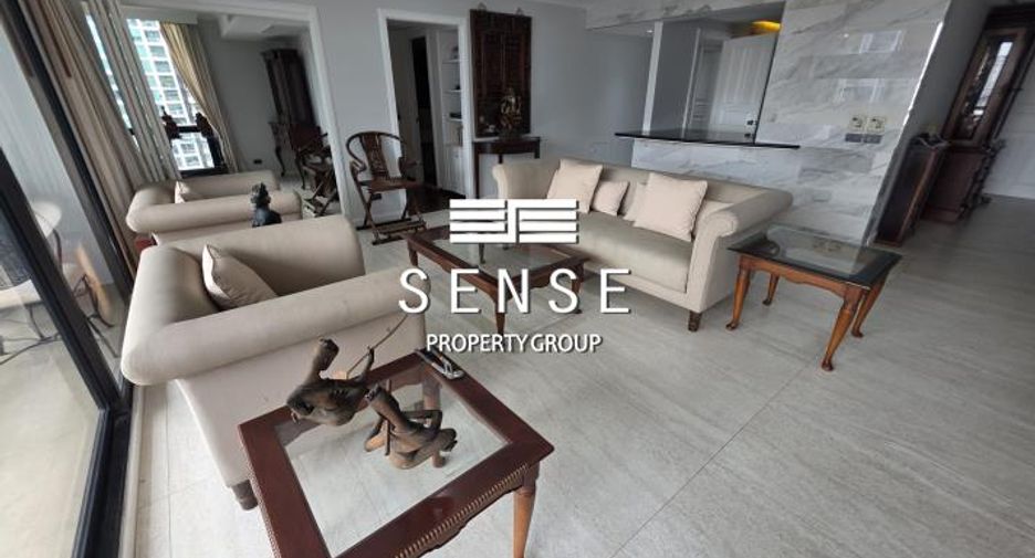 For rent 3 bedrooms condo in Pathum Wan, Bangkok