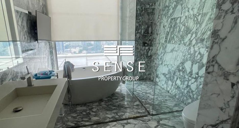 Condo en alquiler de 4 habitaciones en Khlong Toei, Bangkok