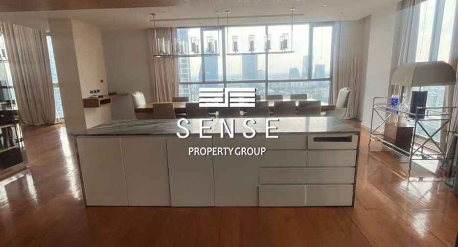 Condo en alquiler de 4 habitaciones en Khlong Toei, Bangkok