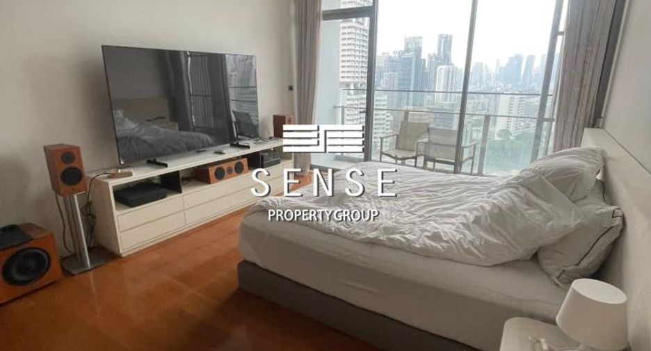Condo en alquiler de 4 habitaciones en Khlong Toei, Bangkok
