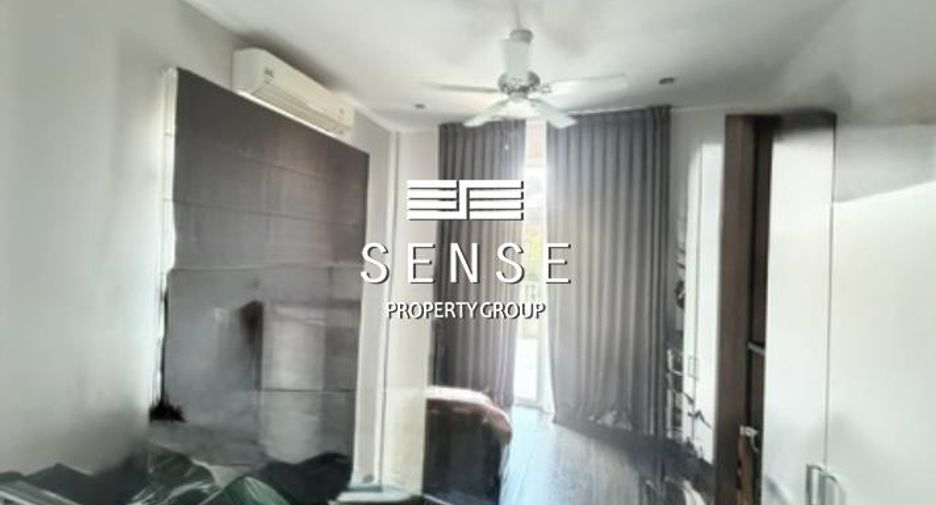 Haus zur Miete mit 4 Zimmer in Bang Phli, Samut Prakan