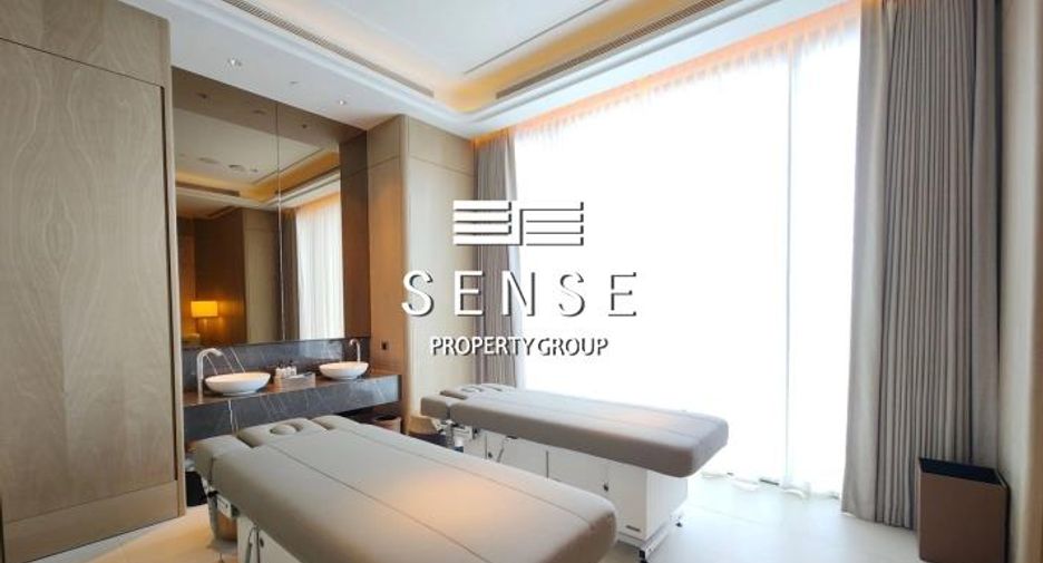 For rent 2 bedrooms condo in Sathon, Bangkok