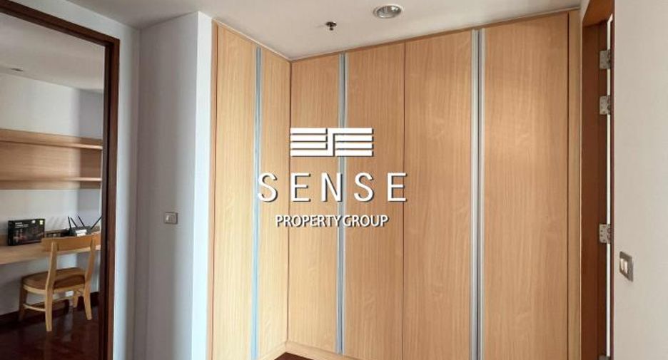 For rent 3 ベッドルーム condo in Khlong Toei, Bangkok