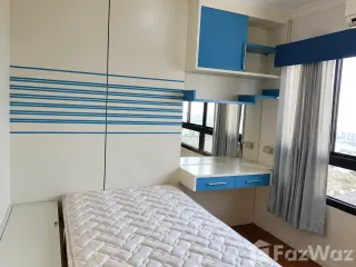 For rent 2 bedrooms condo in Yan Nawa, Bangkok