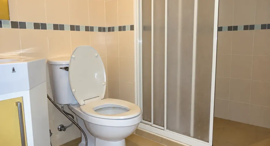 For rent 2 bedrooms condo in Yan Nawa, Bangkok