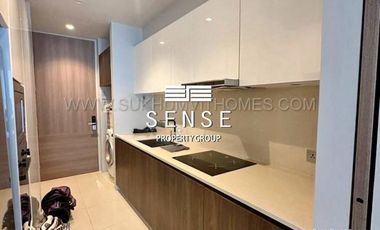 For rent 4 bedrooms condo in Watthana, Bangkok