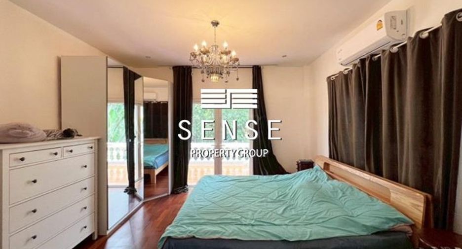 For rent 5 bedrooms house in Phra Khanong, Bangkok