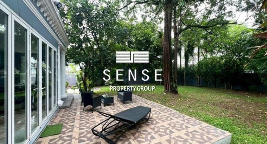For rent 5 bedrooms house in Phra Khanong, Bangkok