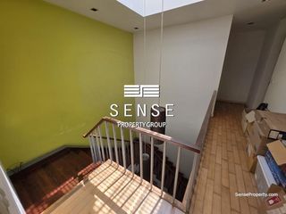 For rent 4 bedrooms townhouse in Watthana, Bangkok