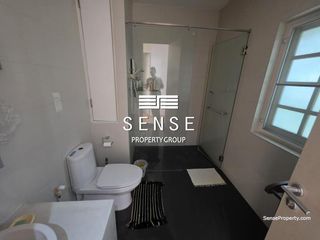 For rent 4 bedrooms townhouse in Watthana, Bangkok