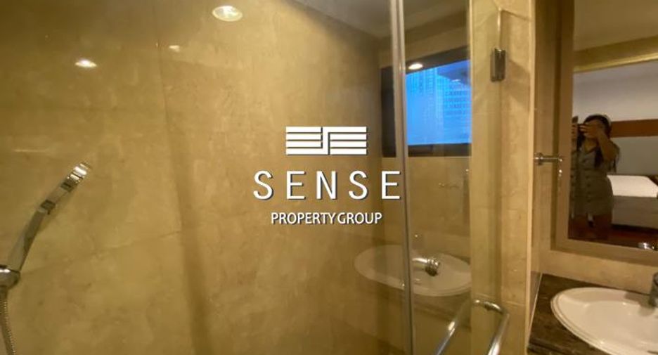For rent 3 ベッドルーム condo in Khlong Toei, Bangkok
