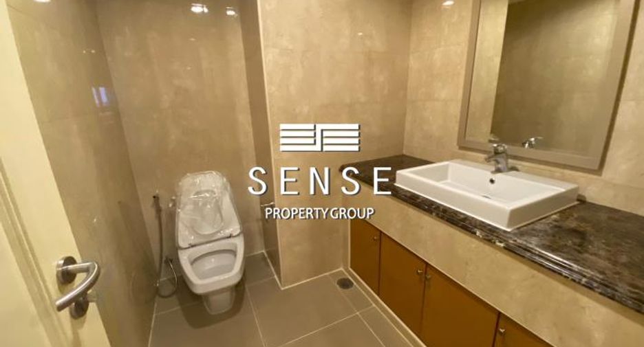 For rent 3 ベッドルーム condo in Khlong Toei, Bangkok