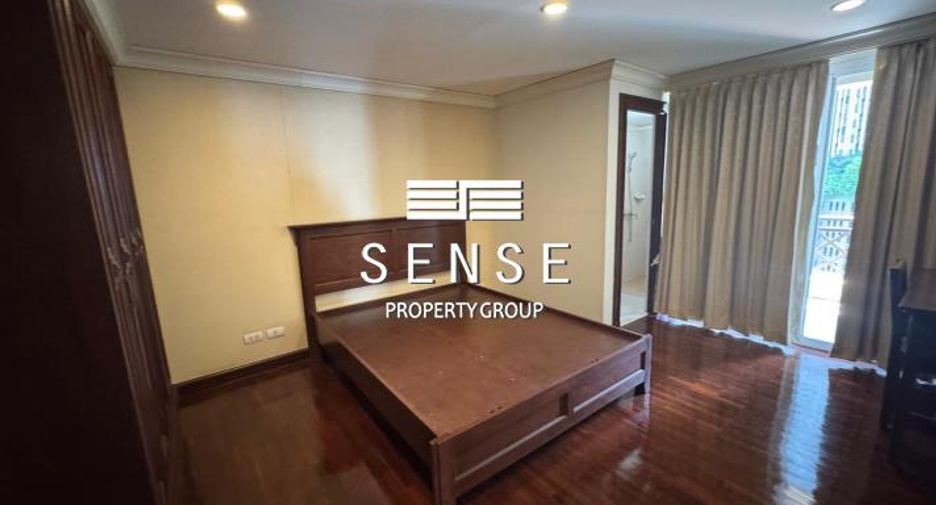 For rent 4 bedrooms condo in Pathum Wan, Bangkok