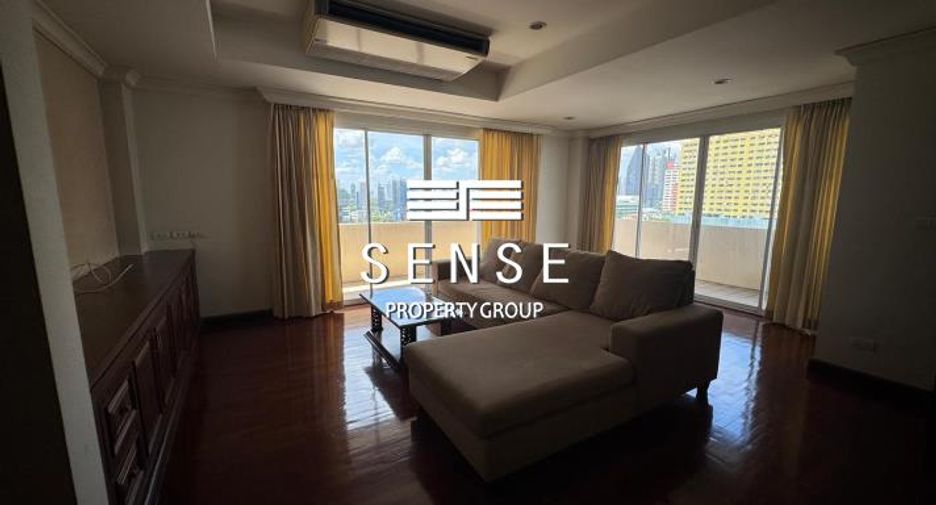 For rent 4 bedrooms condo in Pathum Wan, Bangkok