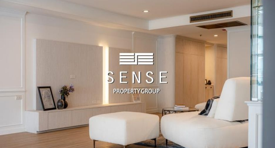 For sale 3 bedrooms condo in Khlong Toei, Bangkok