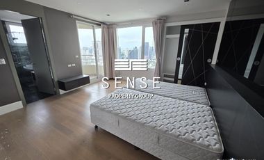 For sale 4 bedrooms condo in Khlong Toei, Bangkok